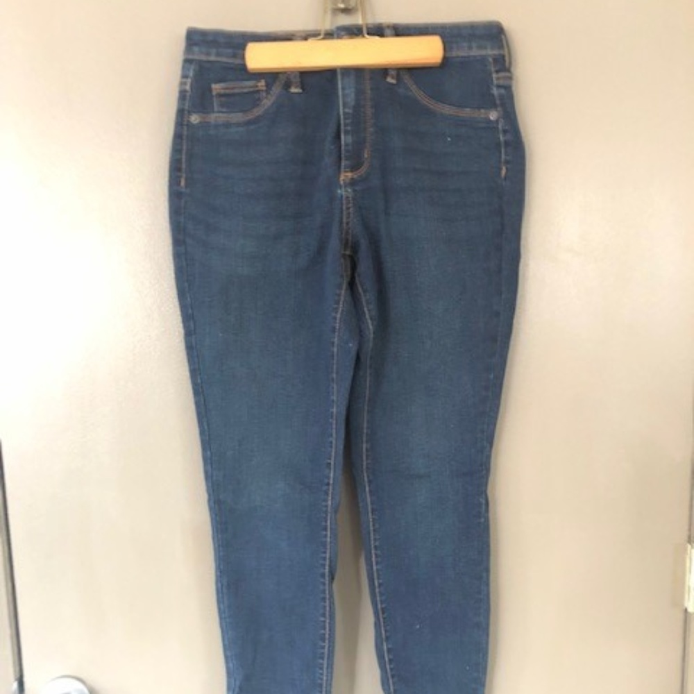 Universal Thread Dark Rinse Jeans